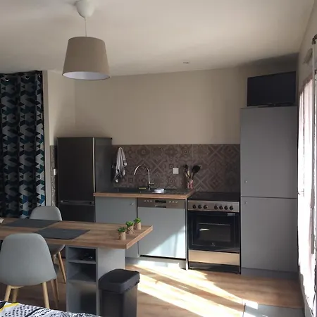 Lejlighed - Downtown - Balcony And Parking